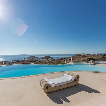 Spectacular 1 Bedroom Vibhu Private Jacuzzis & Infinity Pool